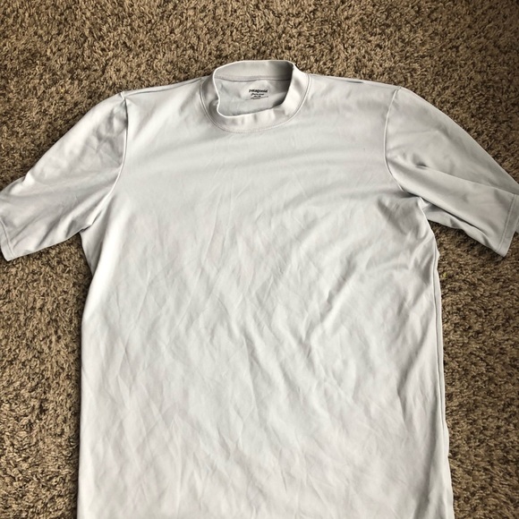 Men’s Patagonia short sleeved Capilene - Picture 2 of 3